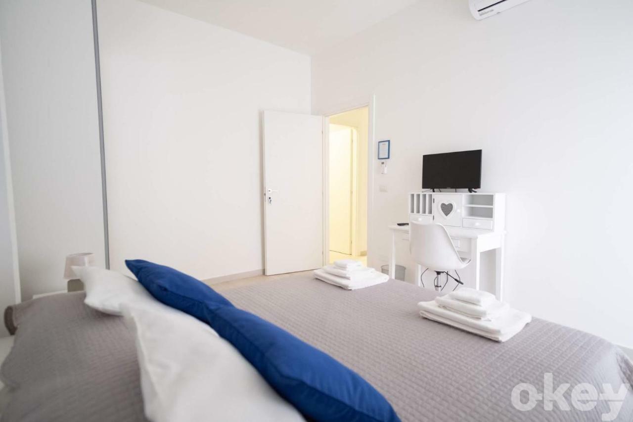 Double Room with Private External Bathroom